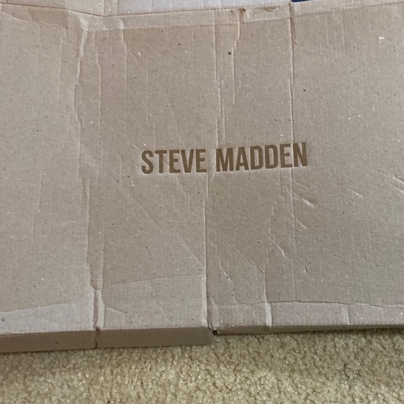 Steve Madden women’s knee high boots - Picture 4 of 5